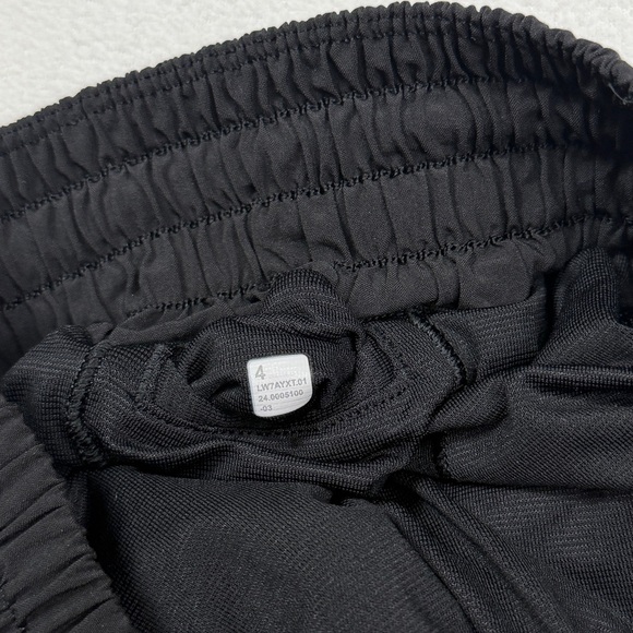 Lululemon Hotty Hot Short *High-Rise Long 4"•Black - Picture 12 of 14